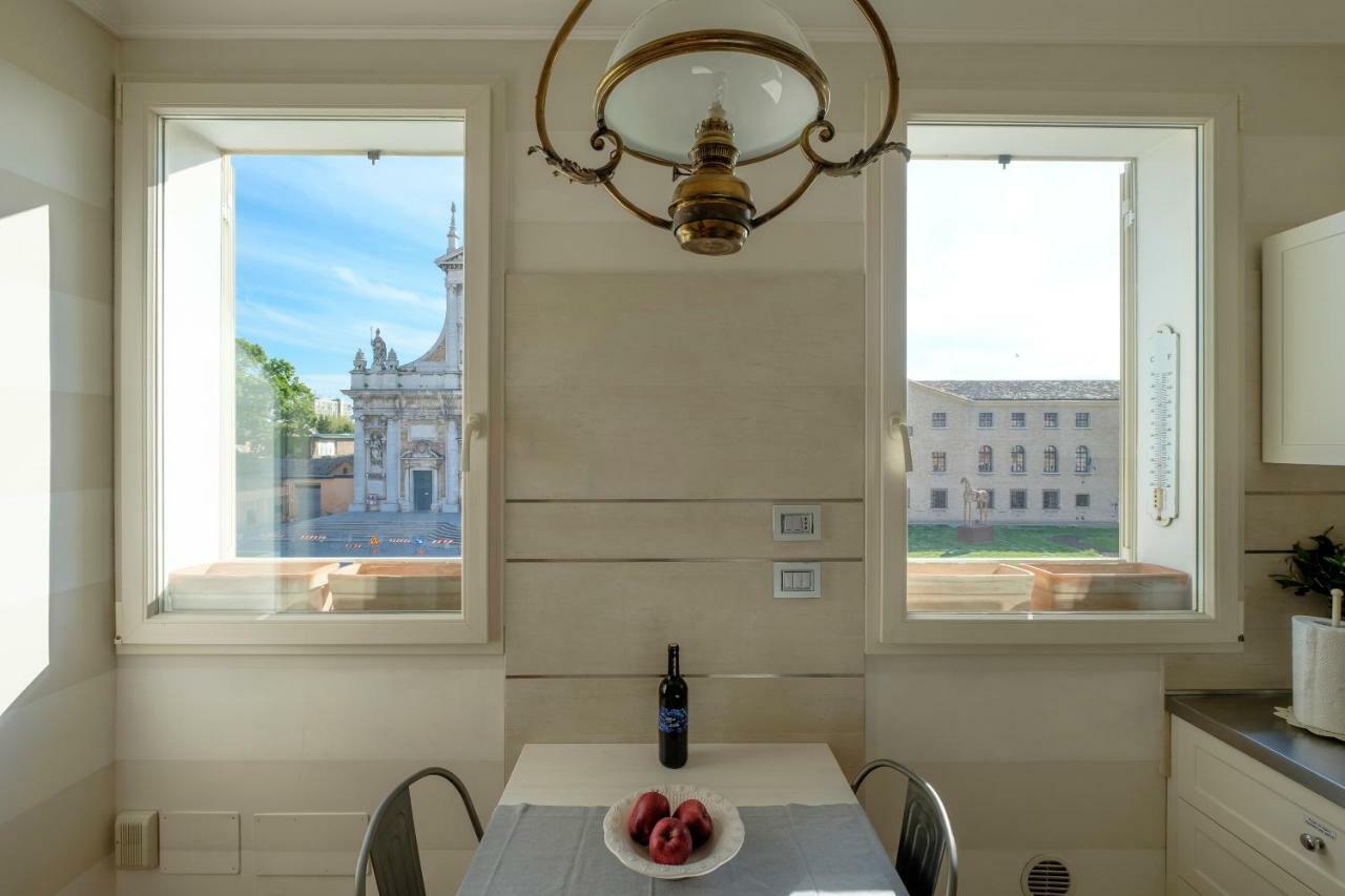 Penthouse In The City Centre Ravenna Exterior photo